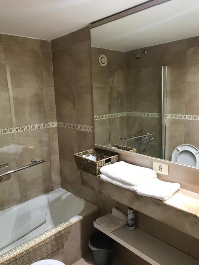 Rancho Tanguero En El Obelisco En Corrientes 818 Appartement Buenos Aires Buitenkant foto