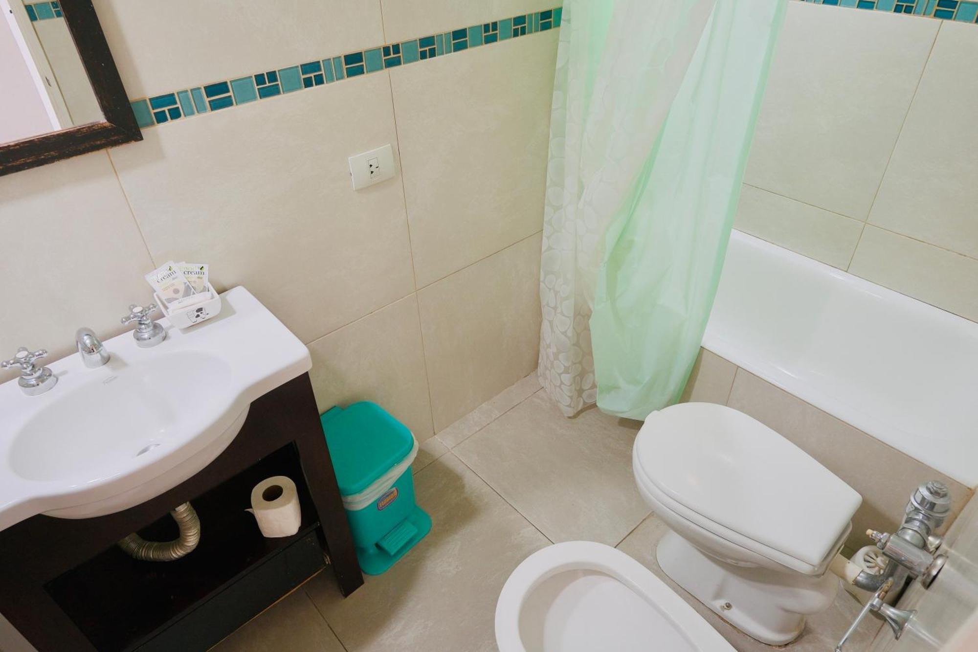 Rancho Tanguero En El Obelisco En Corrientes 818 Appartement Buenos Aires Buitenkant foto