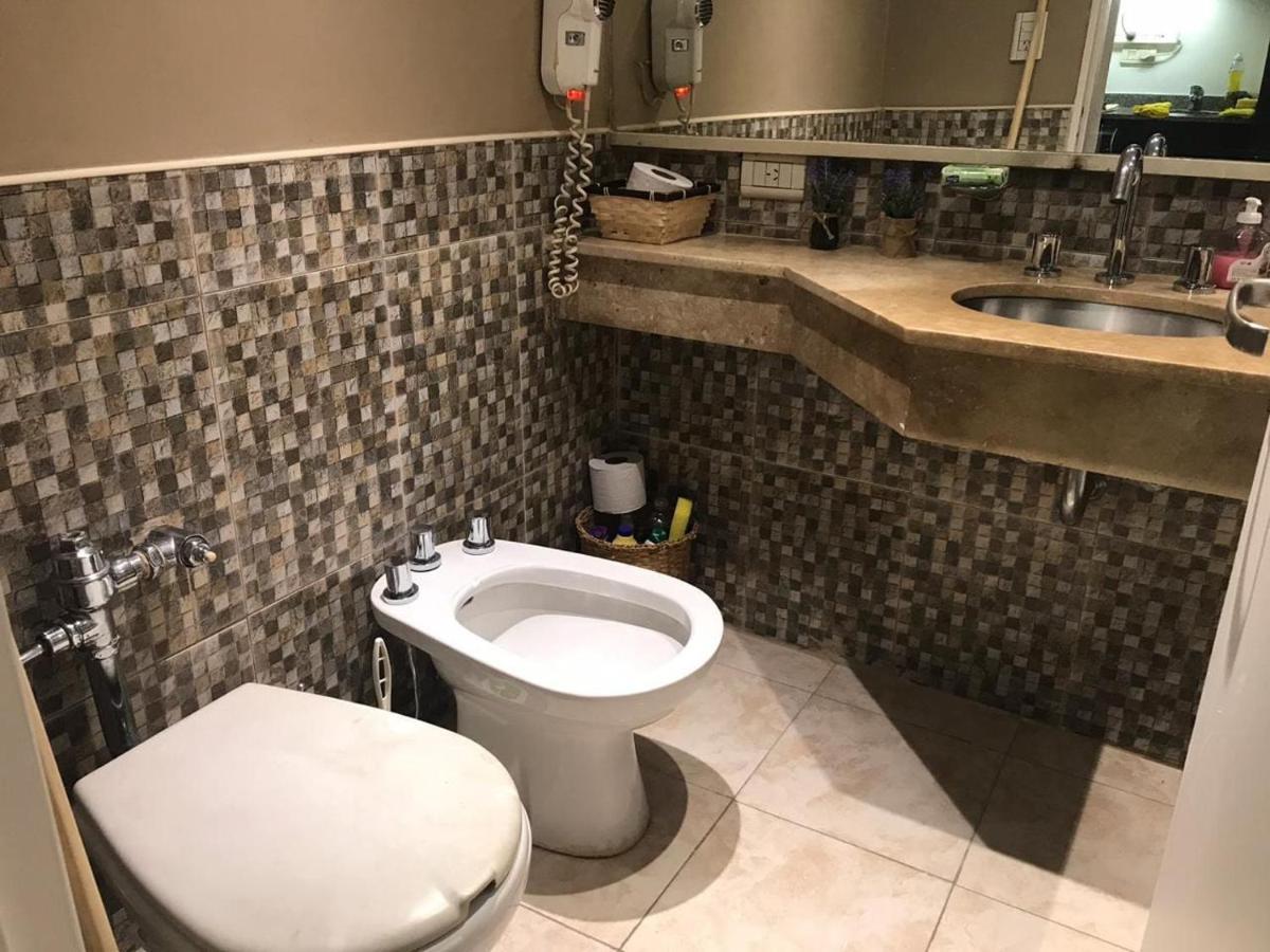 Rancho Tanguero En El Obelisco En Corrientes 818 Appartement Buenos Aires Buitenkant foto
