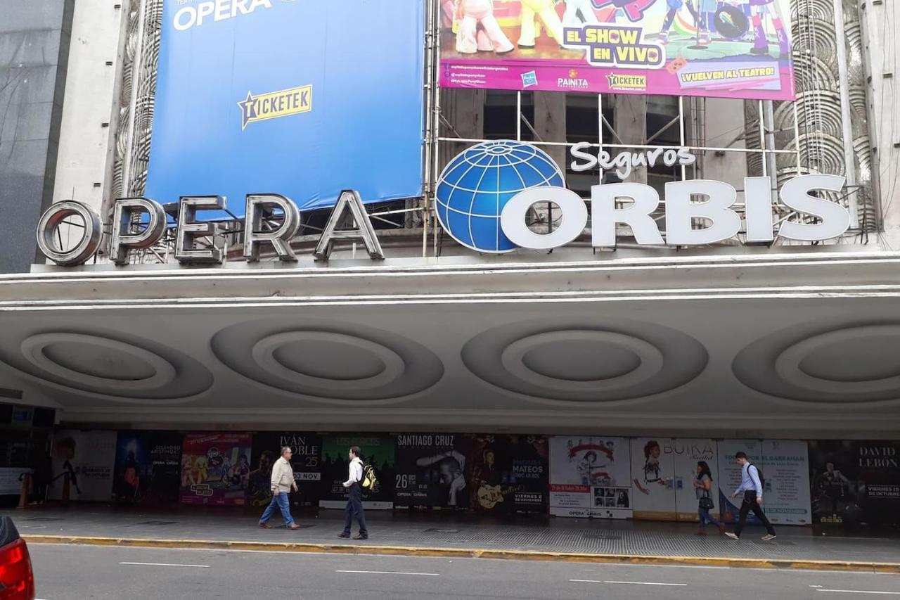 Rancho Tanguero En El Obelisco En Corrientes 818 Appartement Buenos Aires Buitenkant foto